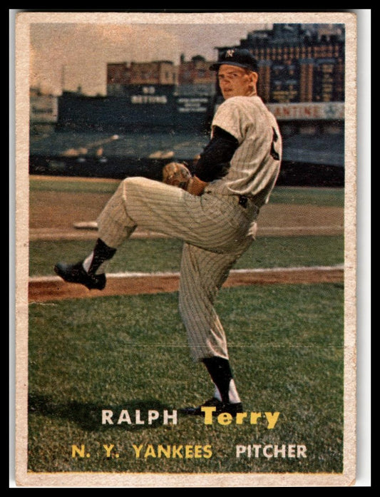1957 Topps #391 Ralph Terry Very Good
