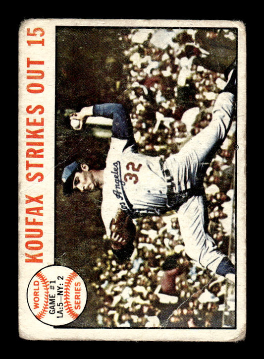 1964 Topps #136 WS #1 - Koufax Strikes Out Near Poor HOF-10002306