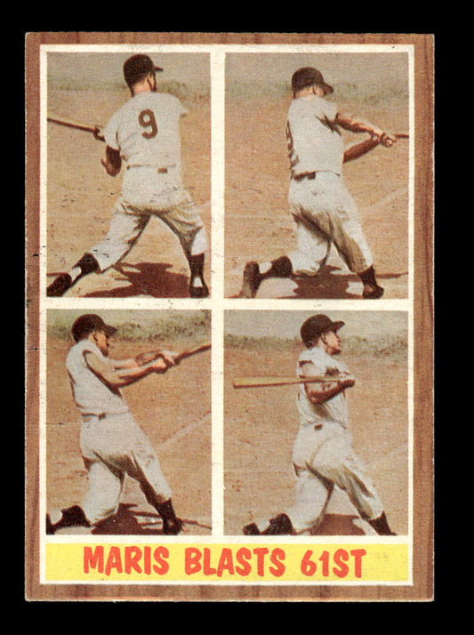 1962 Topps #313 Maris Blasts 61st Excellent HOF-10002367