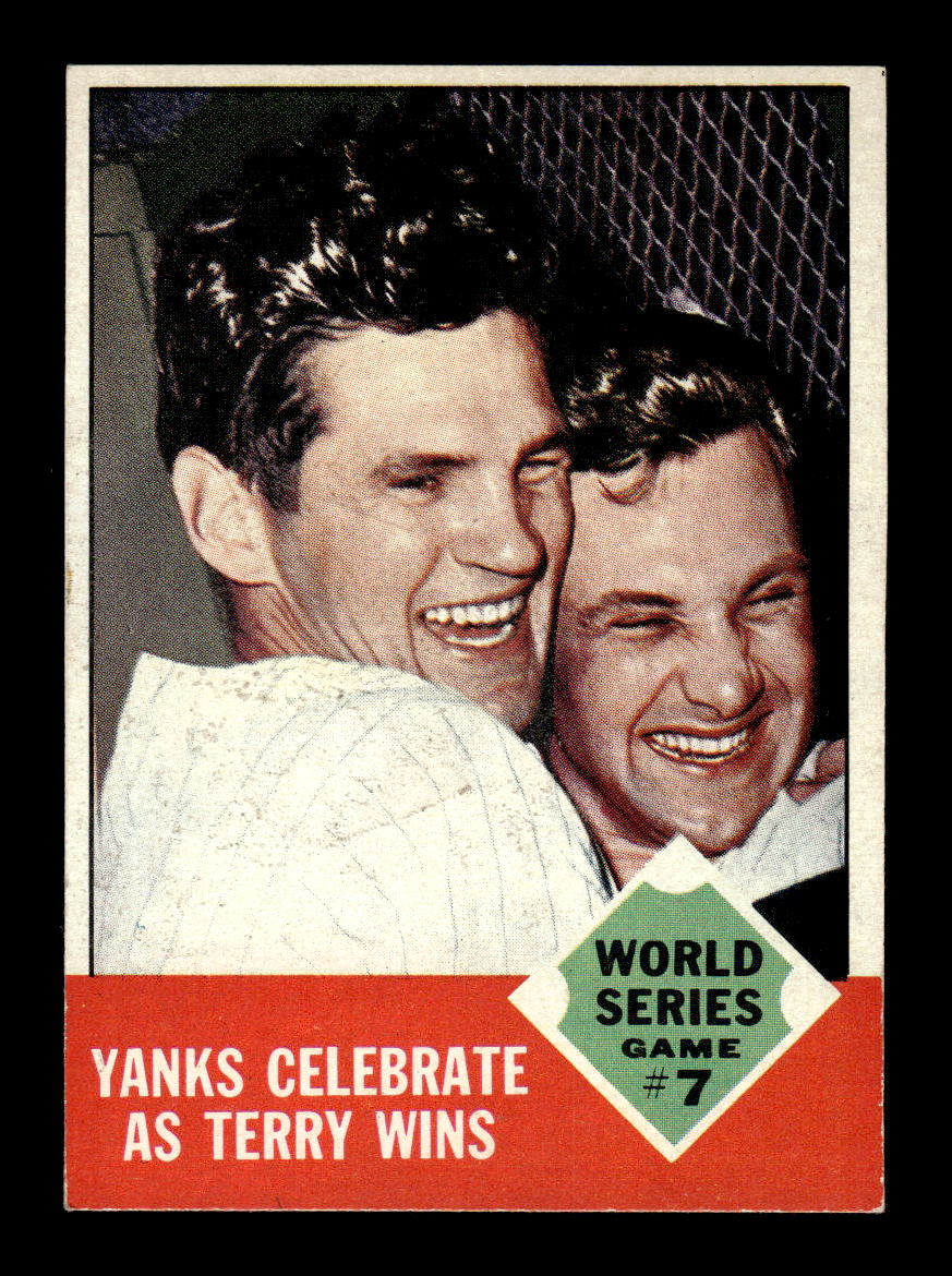 1963 Topps #148 Yanks Celebrate as Terry Wins NM HOF-10002815