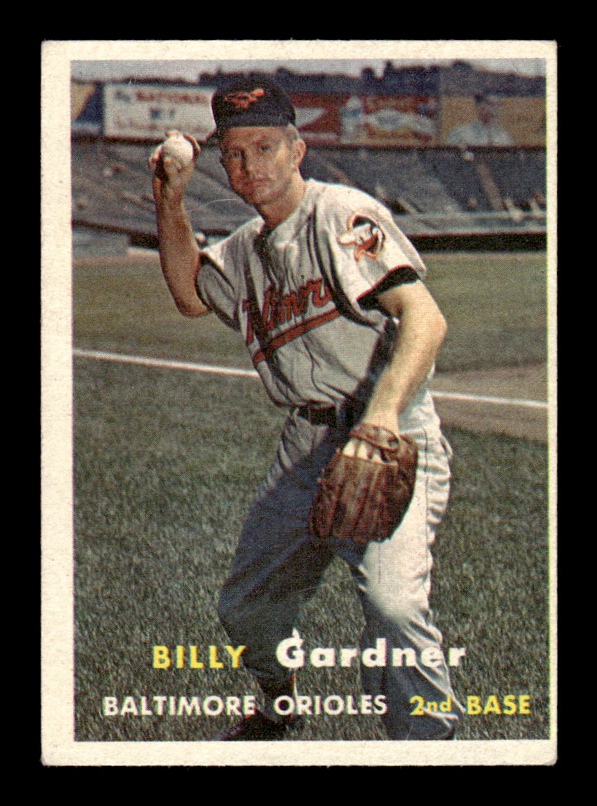 1957 Topps #17 Billy Gardner EX - EXMT HOF-10004815