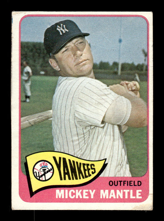 1965 Topps #350 Mickey Mantle New York Yankees G/VG 54T10008181