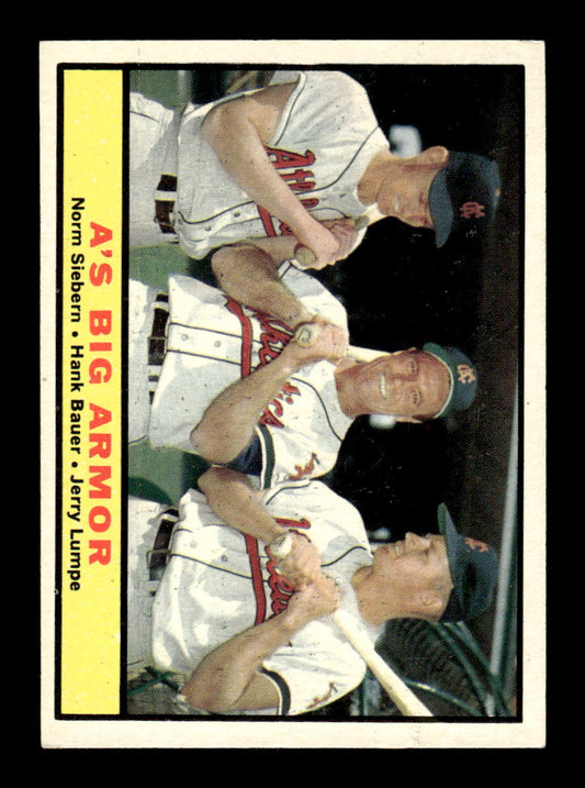 1961 Topps #119 A's Big Armor Hank Bauer Lumpe Siebern NMT KC10008406