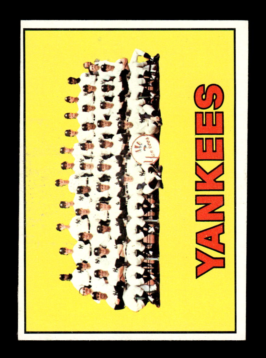 1967 Topps #131 New York Yankees PACK FRESH HOF10010218
