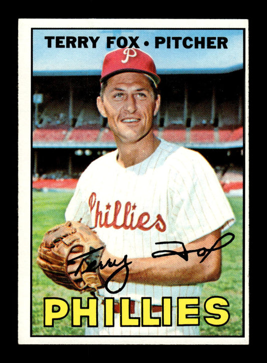 1967 Topps #181 Terry Fox PACK FRESH HOF10010264