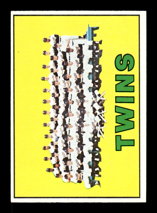 1967 Topps #211 Minnesota Twins PACK FRESH HOF10010288