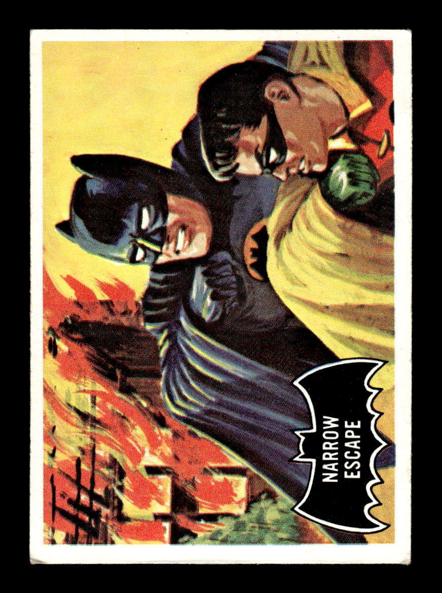 1966 Topps Batman (Black Bat Logo) #21 Narrow Escape VGEX CS26014338