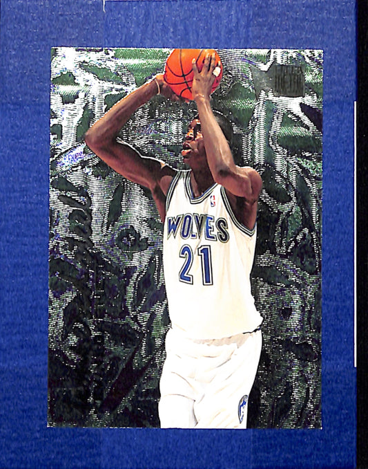1995-96 Metal #4 Kevin Garnett Minnesota Timberwolves NMT CS26014417