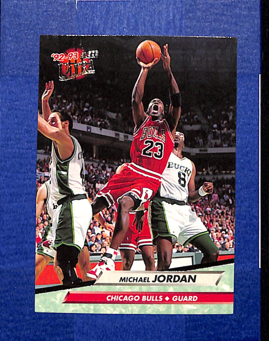 1992-93 Ultra #27 Michael Jordan Chicago Bulls NMT CS26014429