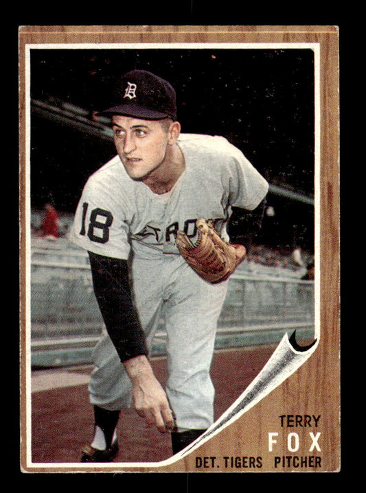 1962 Topps #196a Terry Fox Detroit Tigers EX CS26014834
