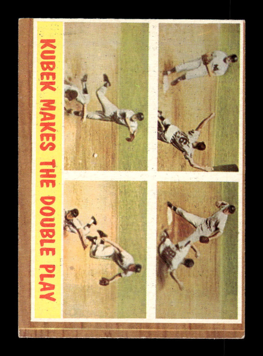 1962 Topps #311 Kubek Makes the Double Play New York Yankees EX CS26015085
