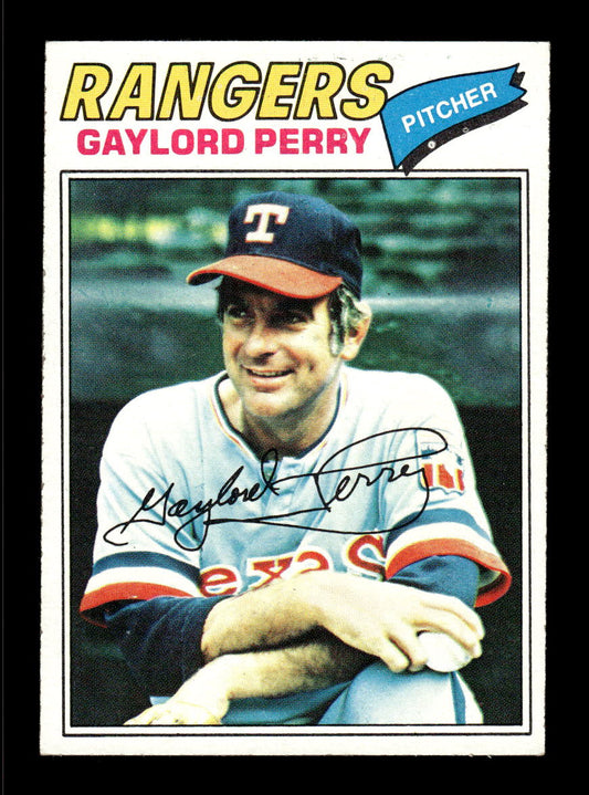1977 Topps #152 Gaylord Perry Texas Rangers VGEX CS26016805