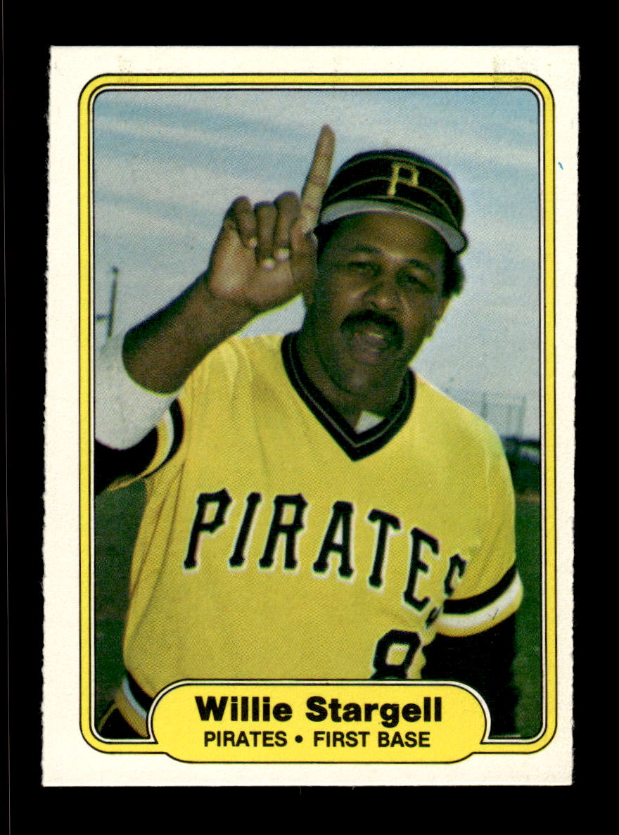 1982 Fleer #499 Willie Stargell Pittsburgh Pirates EX CS26016968