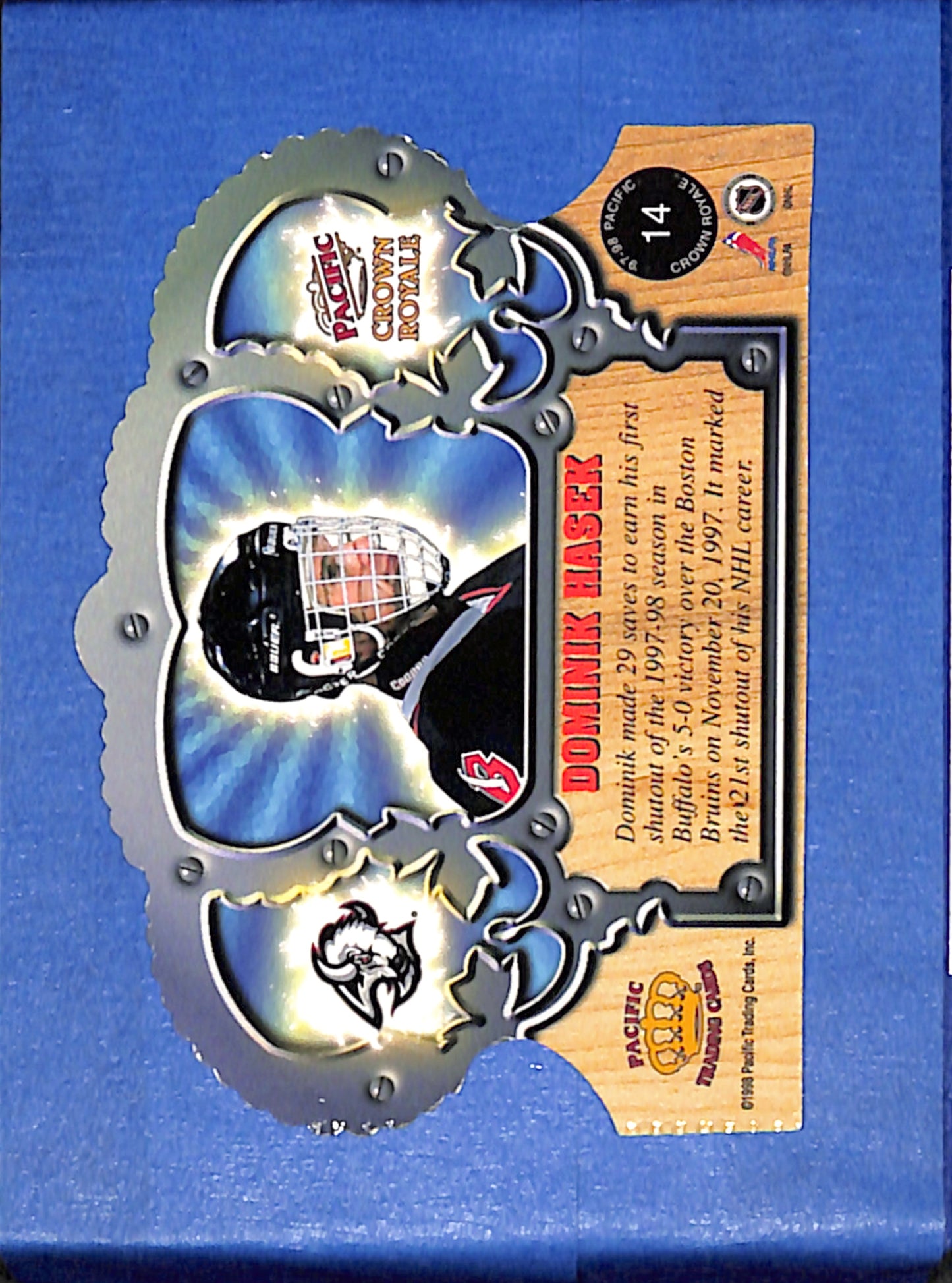1997-98 Pacific Crown Royale #14 Dominik Hasek Buffalo Sabres EXMT CS26017229