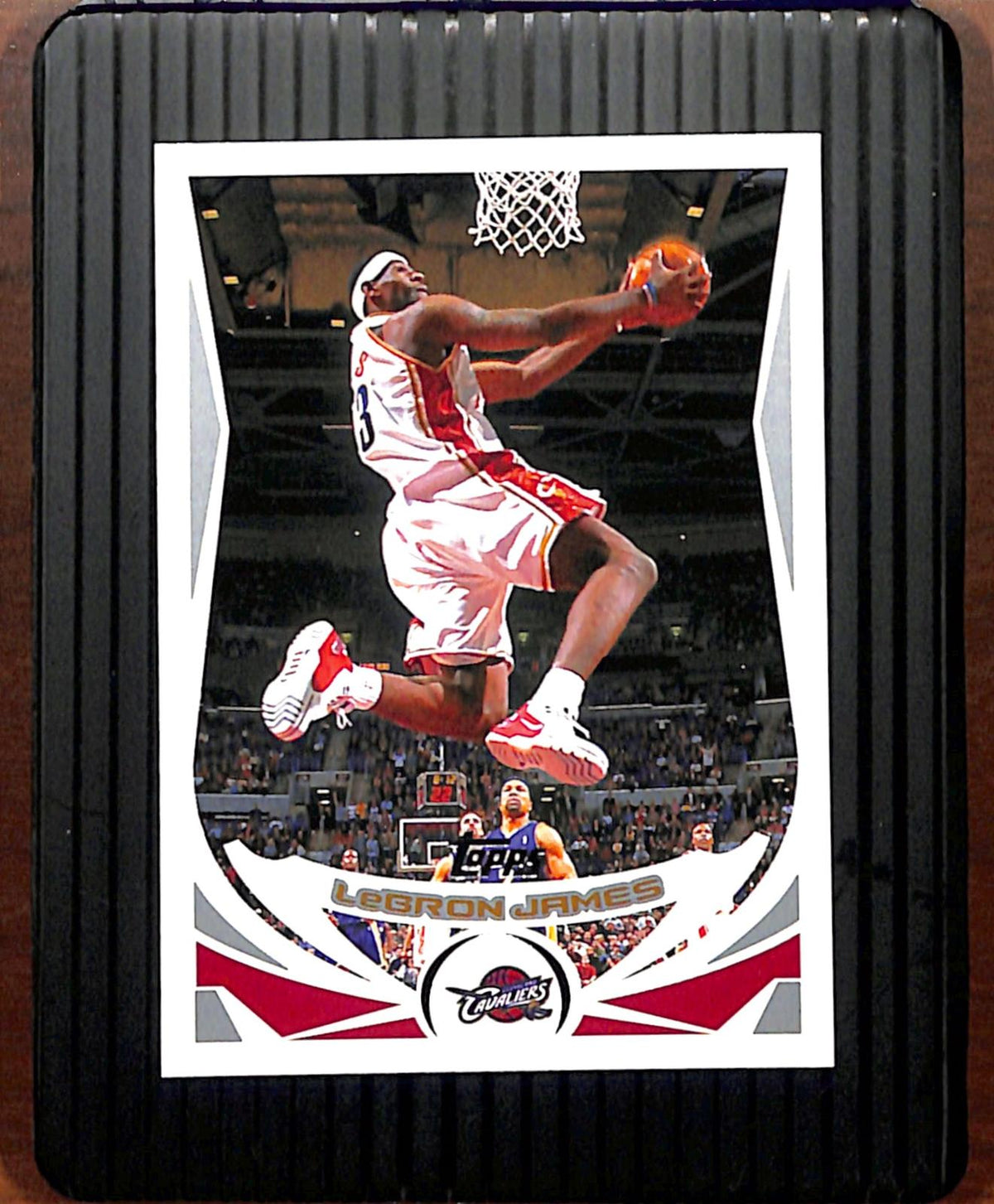 2004-05 Topps #23 LeBron James Cavaliers NMT CS26018703