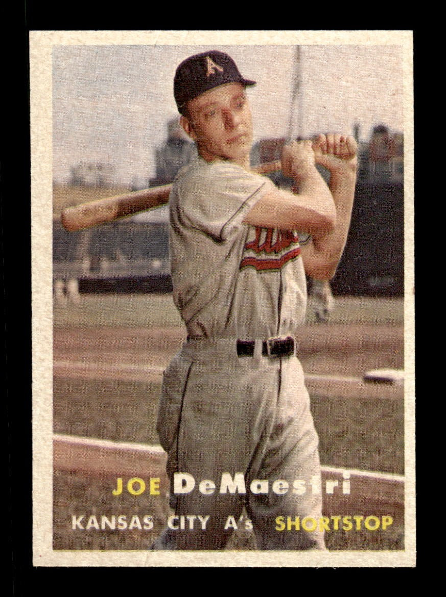 1957 Topps #44 Joe DeMaestri Athletics VGEX CS26018935