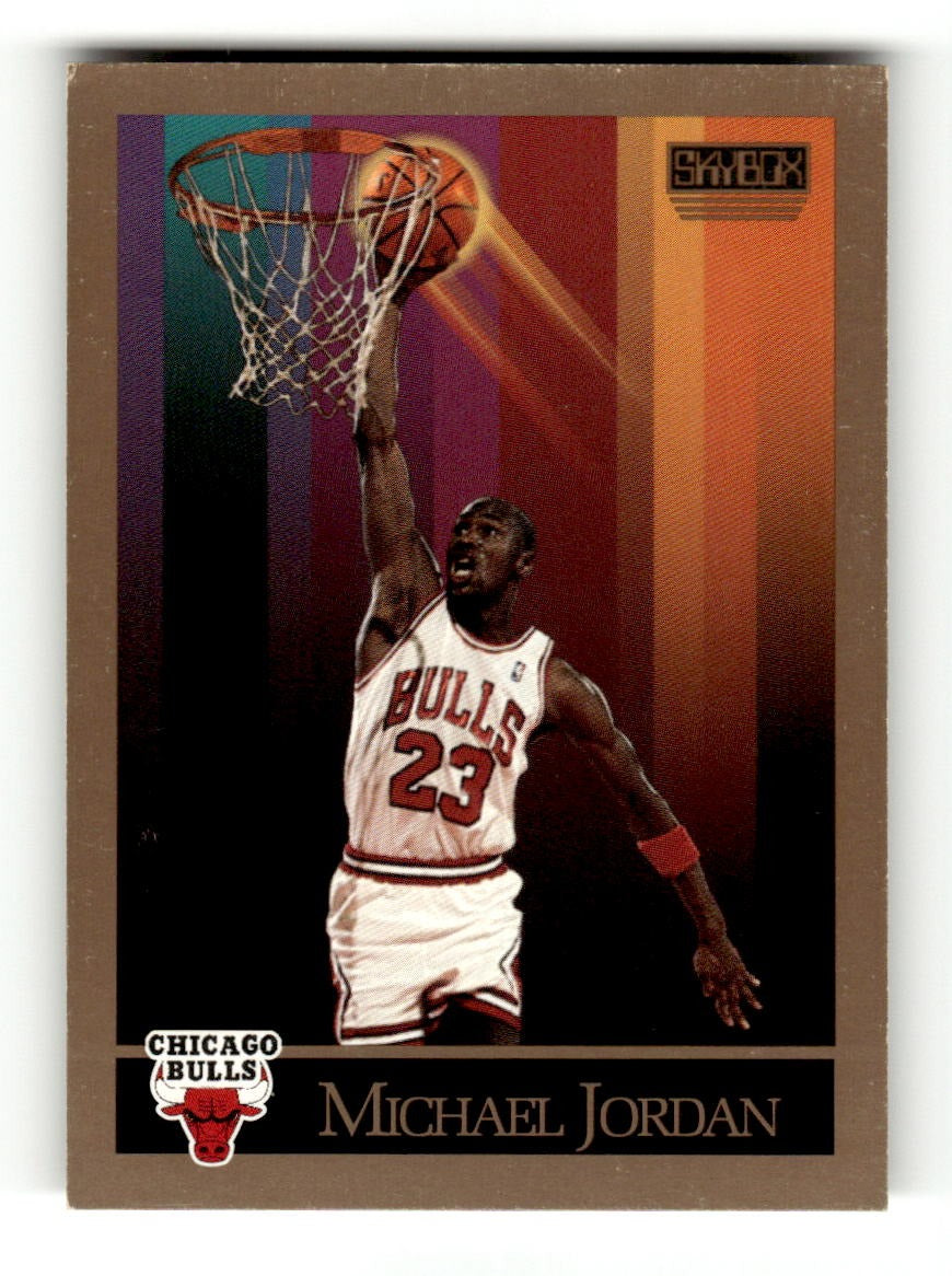1990-91 SkyBox #41 Michael Jordan Bulls EXMT CS26019177