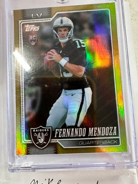 2026 Topps-Fernando Mendoza True Gold 19/50 (RC) #301 CS26017864