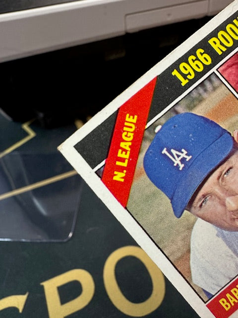 1966 Topps #591 NL 1966 Rookie Stars Shirley Jackson EXMT - HI# HOF-10006003