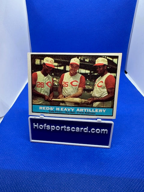 1961 Topps #25 Red's Heavy Artillery Robinson / Pinson / Bell NR-MT
